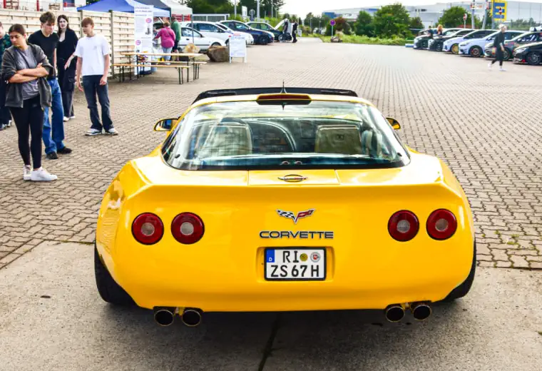 Lowdeep+decardent Aug 26 Corvette